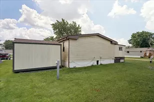 273 Duke Dr, Lynwood, IL 60411 - Photo 19