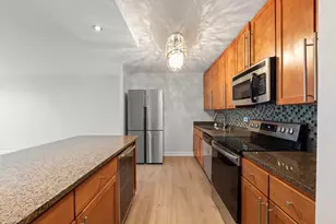 5455 N Sheridan Rd, Chicago, IL 60640 - Photo 11
