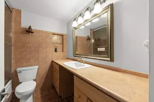 5455 N Sheridan Rd, Chicago, IL 60640 - Photo 17