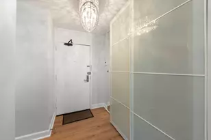 5455 N Sheridan Rd, Chicago, IL 60640 - Photo 7