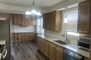 6528 N Rockwell St, Chicago, IL 60645 - Photo 5