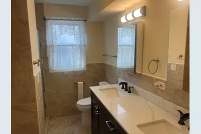 6528 N Rockwell Street #2, Chicago, IL 60645 - Photo 9