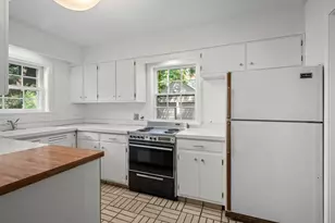 633 Forest Rd, Glenview, IL 60025 - Photo 13