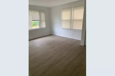 1031 E 146th Street, Dolton, IL 60419 - Photo 3