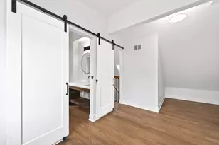 3341 W Iowa St, Chicago, IL 60651 - Photo 27