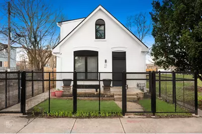 3341 W Iowa Street, Chicago, IL 60651 - Photo 1