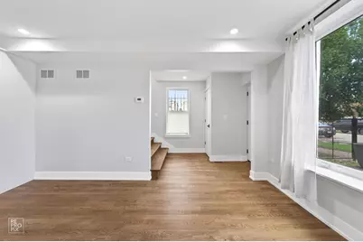 3341 W Iowa Street, Chicago, IL 60651 - Photo 9