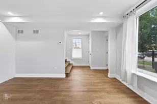 3341 W Iowa St, Chicago, IL 60651 - Photo 9