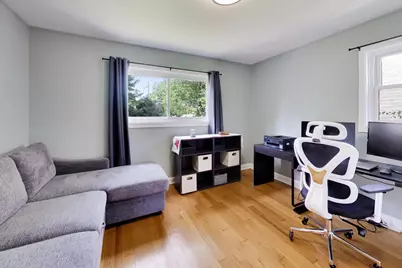 2711 Elgin Road, Evanston, IL 60201 - Photo 15