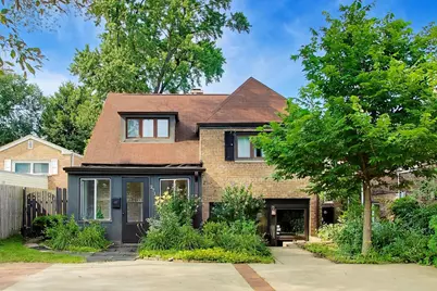 2711 Elgin Road, Evanston, IL 60201 - Photo 1