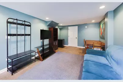 2711 Elgin Road, Evanston, IL 60201 - Photo 21