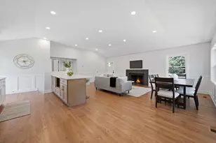 75 Brookdale Ln, Palatine, IL 60067 - Photo 9