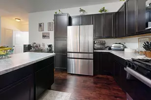 7215 Lexington Ct, Joliet, IL 60431 - Photo 9