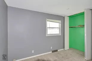 2221 Francine Ave, Joliet, IL 60436 - Photo 7