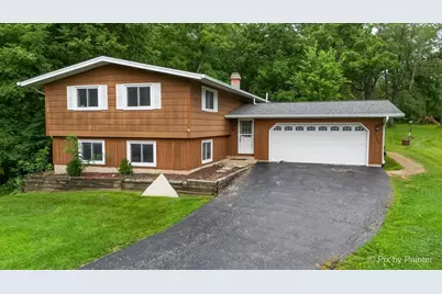 6N365 Essex Avenue, Saint Charles, IL 60174 - Photo 1