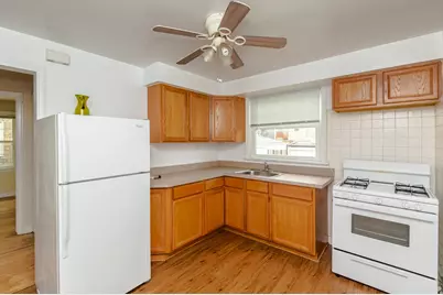 4231 W Nelson Street #2, Chicago, IL 60641 - Photo 5