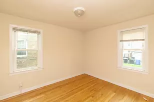 4231 W Nelson St, Chicago, IL 60641 - Photo 5
