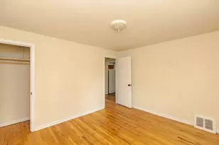 4231 W Nelson St, Chicago, IL 60641 - Photo 7