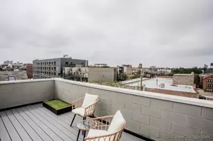 1534 N Bosworth Ave, Chicago, IL 60642 - Photo 19