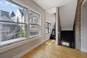 1363 W Walton St, Chicago, IL 60642 - Photo 15