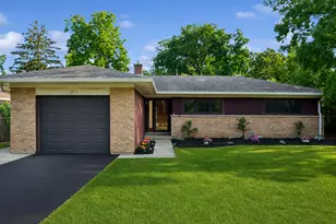 732 Hill St, Highland Park, IL 60035 - Photo 1