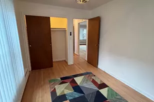 1995 Howard St, Des Plaines, IL 60018 - Photo 7