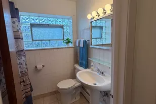 1995 Howard St, Des Plaines, IL 60018 - Photo 11