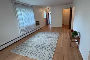 1995 Howard St, Des Plaines, IL 60018 - Photo 5