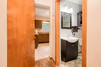 309 E Sunset Place, Dekalb, IL 60115 - Photo 9