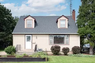 309 E Sunset Pl, Dekalb, IL 60115 - Photo 1