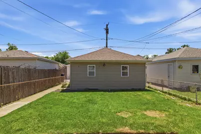 4829 W Strong Street, Chicago, IL 60630 - Photo 31