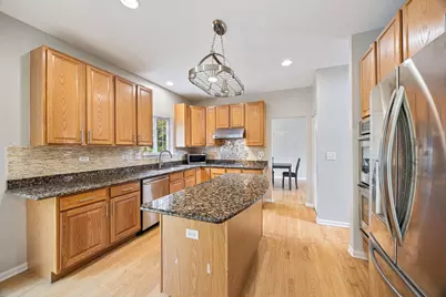 722 Aster Drive, Gurnee, IL 60031 - Photo 9