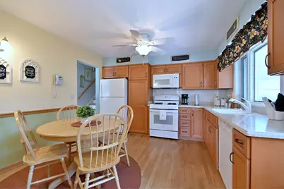1031 S Belmont Avenue, Arlington Heights, IL 60005 - Photo 13