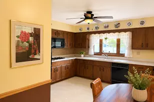 2216 Jonathan Ave, Rockford, IL 61103 - Photo 9