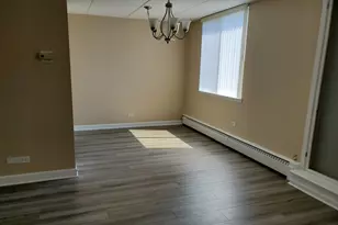225 S Rohlwing Rd, Palatine, IL 60074 - Photo 5