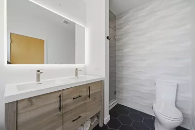 860 N Elston Avenue #2, Chicago, IL 60642 - Photo 17