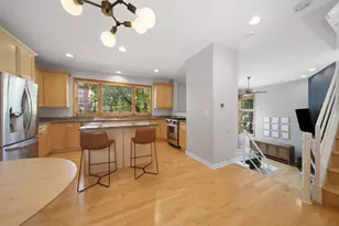 860 N Elston Ave, Chicago, IL 60642 - Photo 3