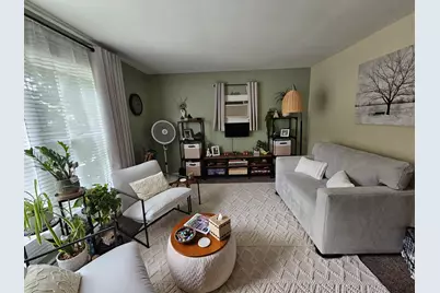 1032 Dean Street, Saint Charles, IL 60174 - Photo 9