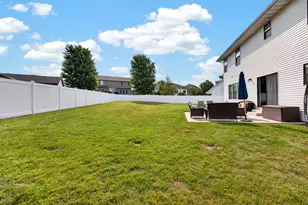 3 Flag Tree Court, Bloomington, IL 61705 - Photo 51