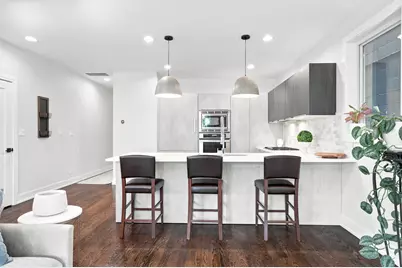 2210 W Chicago Avenue #2E, Chicago, IL 60622 - Photo 5