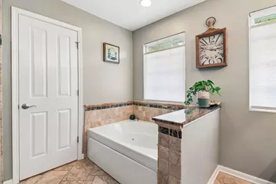 1214 Walnut Glen Drive, Crystal Lake, IL 60014 - Photo 15