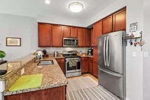 1214 Walnut Glen Dr, Crystal Lake, IL 60014 - Photo 9