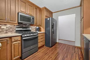 2752 Harbor Dr, Joliet, IL 60431 - Photo 11