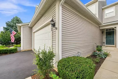 231 Grand Ridge Road #231, Saint Charles, IL 60175 - Photo 3