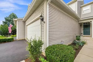 231 Grand Ridge Rd, Saint Charles, IL 60175 - Photo 3