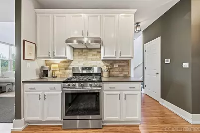 231 Grand Ridge Road #231, Saint Charles, IL 60175 - Photo 11