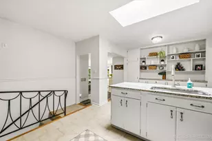 125 Sylvia Ln, Naperville, IL 60540 - Photo 15