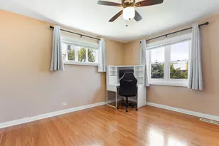 1751 W Chase Ave, Chicago, IL 60626 - Photo 13