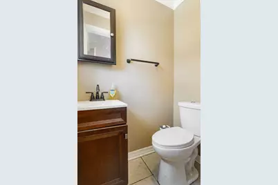 1751 W Chase Avenue, Chicago, IL 60626 - Photo 9