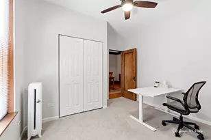 1334 W Birchwood Ave, Chicago, IL 60626 - Photo 15